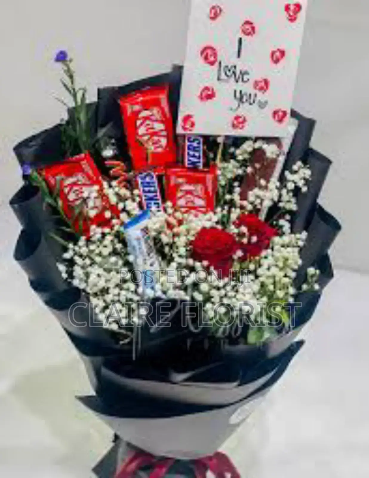 Birthday Rose Bouquets With Teddy Bear and Wine and Queen Cakes