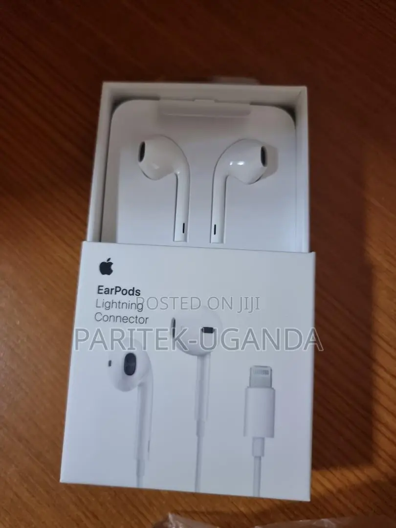 Apple Earpods/ Headphones With Lightning Connector