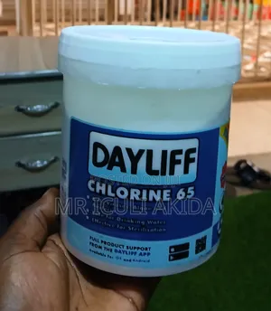 Daylife 1kg Chlorine 65 Virus, Algae, Bacteria Disinfectant