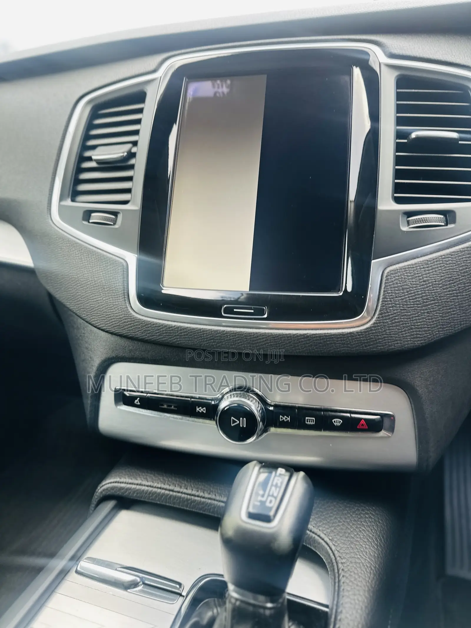 Volvo XC90 2017 Silver