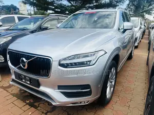 Volvo XC90 2017 Silver