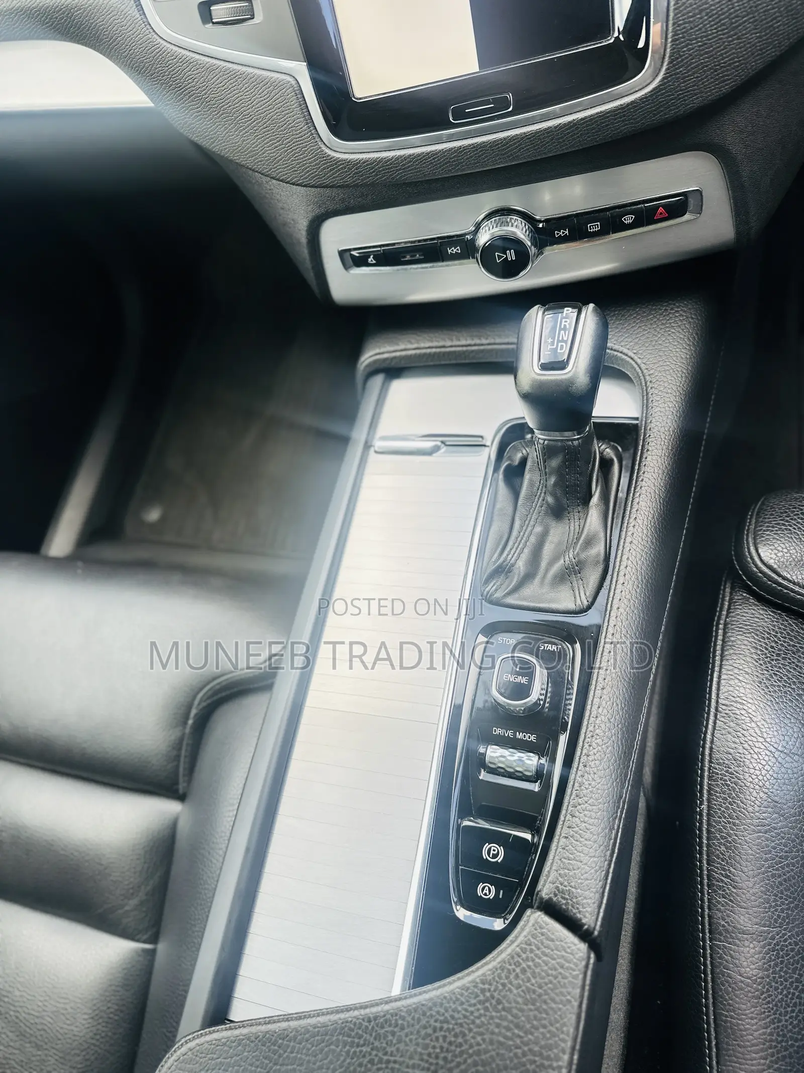 Volvo XC90 2017 Silver
