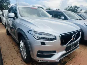 Volvo XC90 2017 Silver