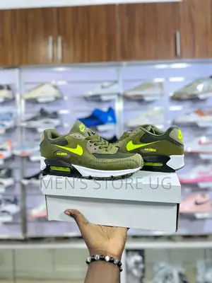 Photo - Nike Air Max 90 Lemon Green