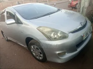 Toyota Wish 2006 Silver