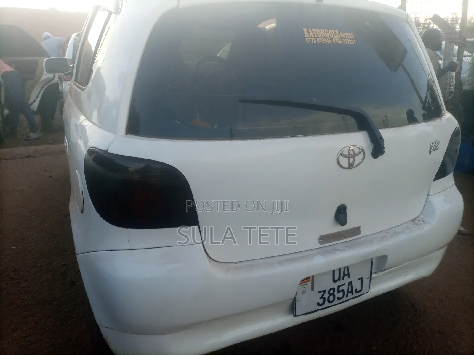 Toyota Vitz 1.3 AWD 3dr 1999 White