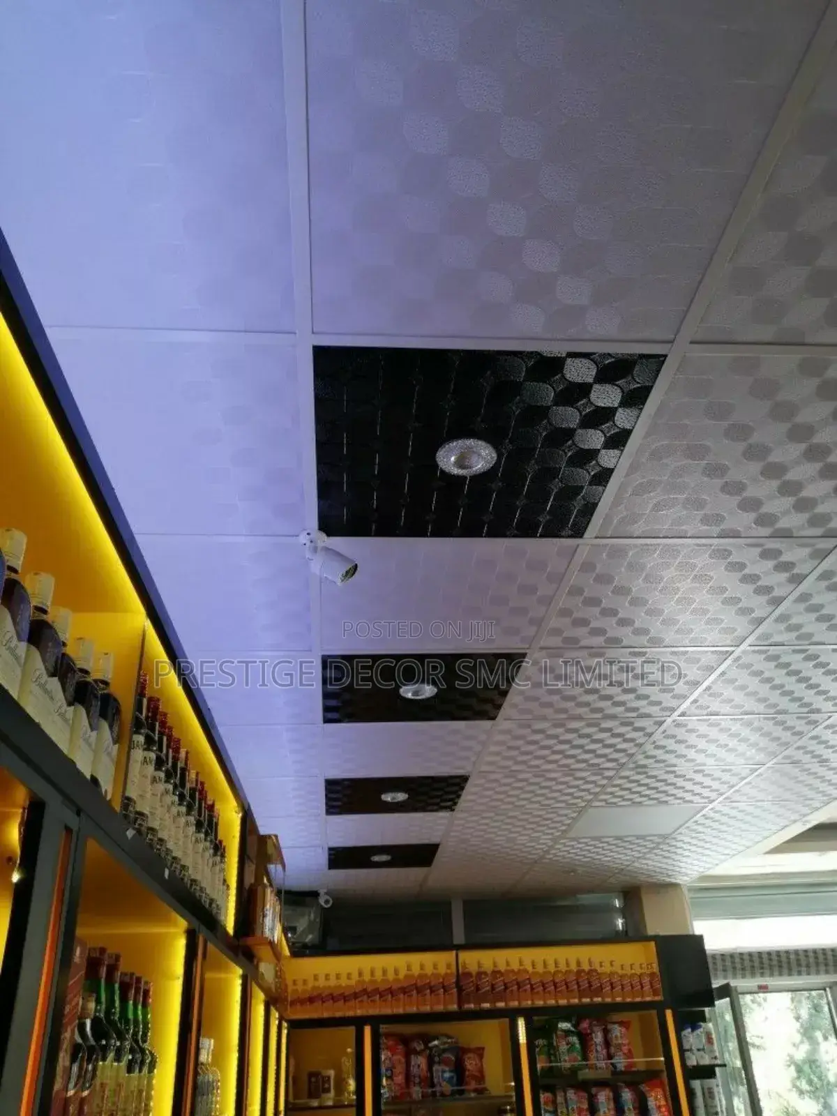 Fancy Suspended Ceiling Iconic. H