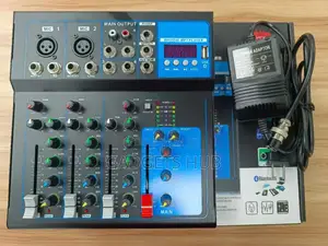 Recording Mixing
Console 4-Channel Meeting Hosting Singing