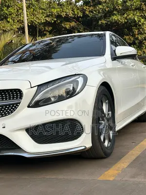 Mercedes-Benz C180 2014 White