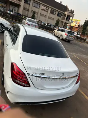Mercedes-Benz C180 2014 White
