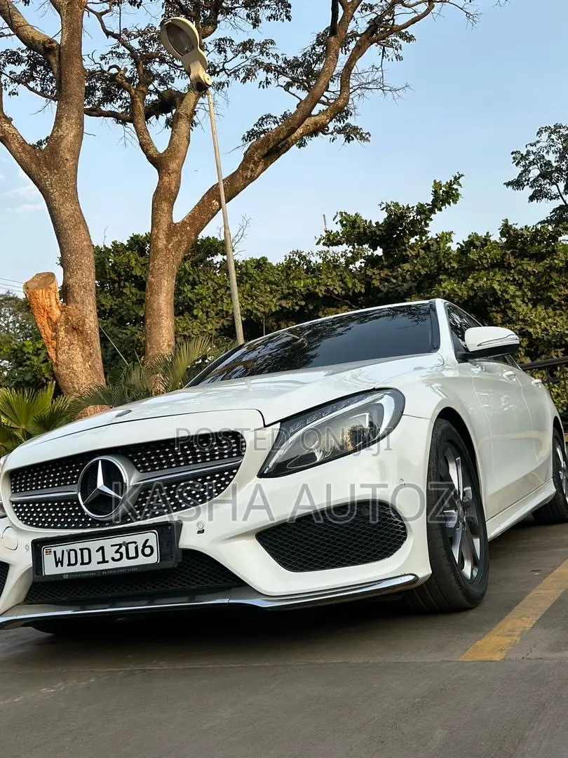 Mercedes-Benz C180 2014 White