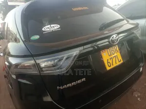 Toyota Harrier 2.4 2012 Black