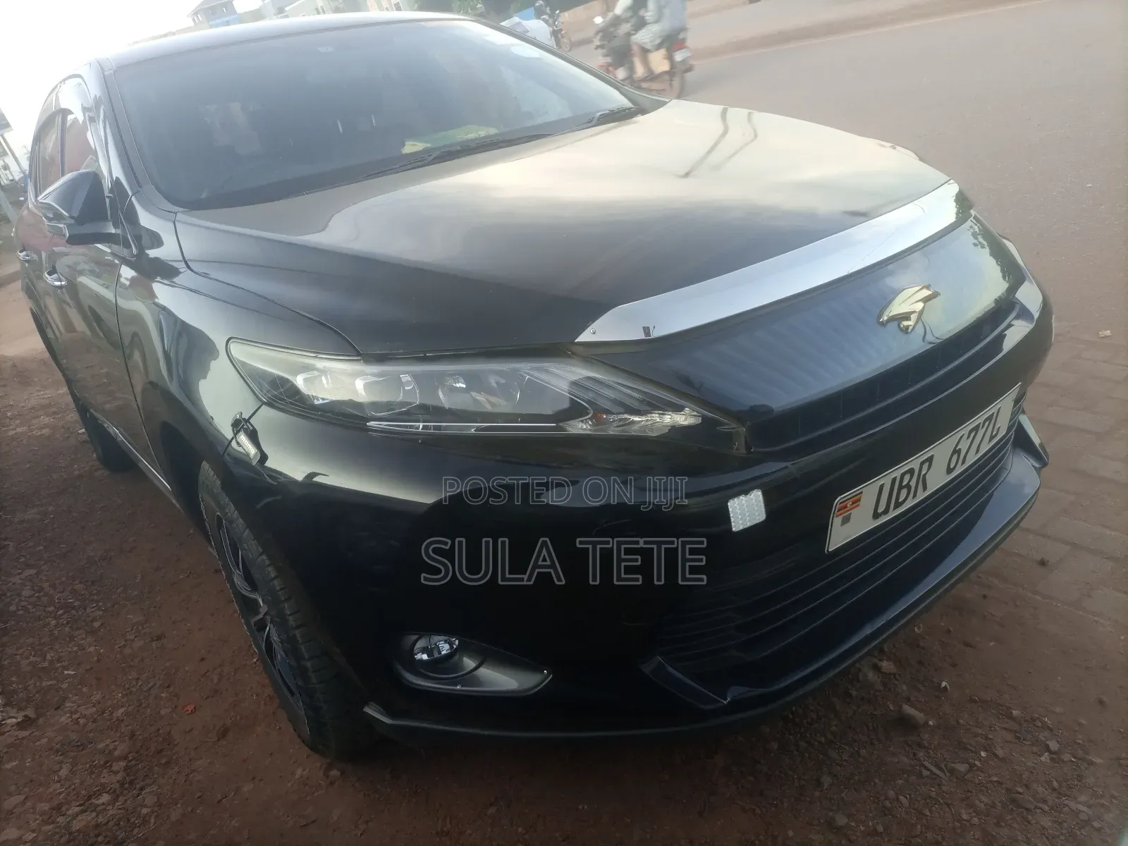 Toyota Harrier 2.4 2012 Black