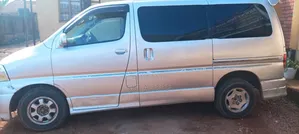 Toyota Grand HiAce 2000 Silver