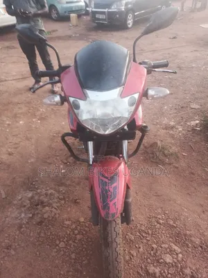 Bajaj Pulsar NS 200 2018 Red