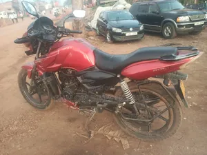Bajaj Pulsar NS 200 2018 Red