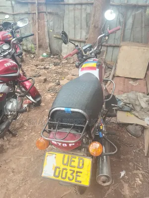 Bajaj Boxer 2017 Red
