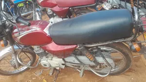 Bajaj Boxer 2016 Red