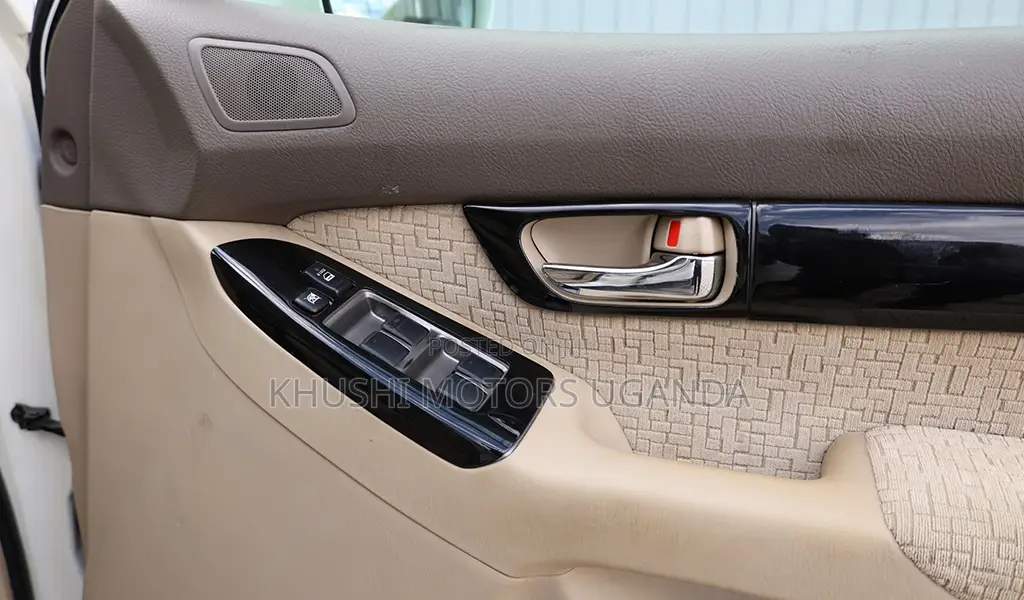 Toyota Land Cruiser Prado 2009 Pearl