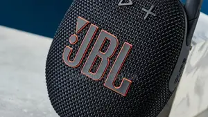 JBL Clip 5 Mix, Ultra-Portable Waterproof Speaker