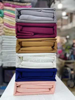 Pure Cotton 8*7 Bedsheets With 4pcs.
 