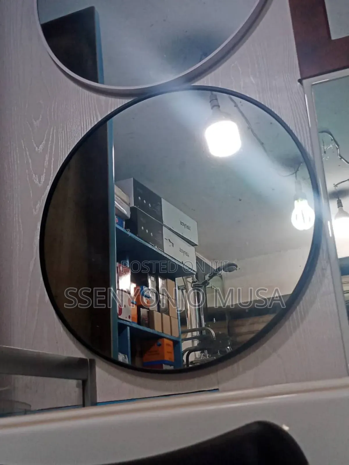 Modern Round Wall Mirror - 70x70cm/80x80cm, Frame, Large