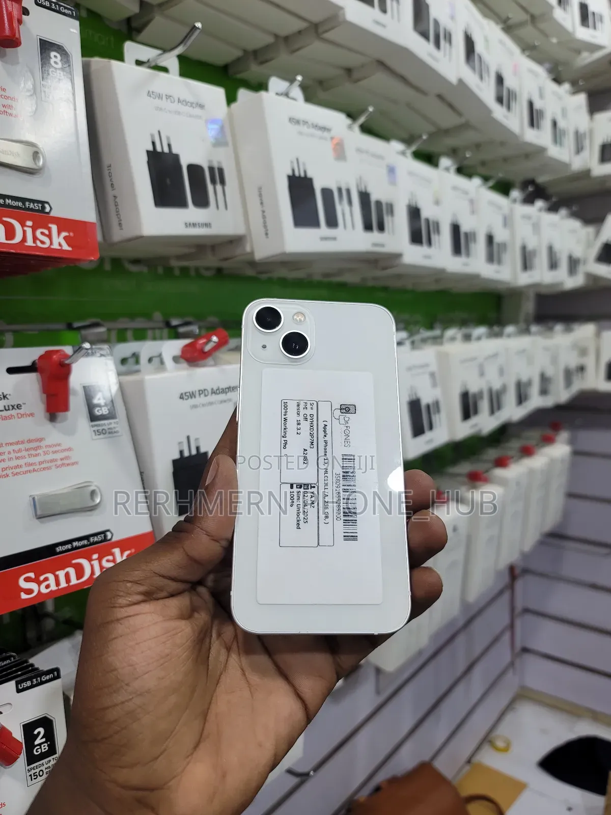 New Apple iPhone 13 128 GB White