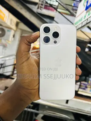 Apple iPhone 15 Pro Max 256 GB White