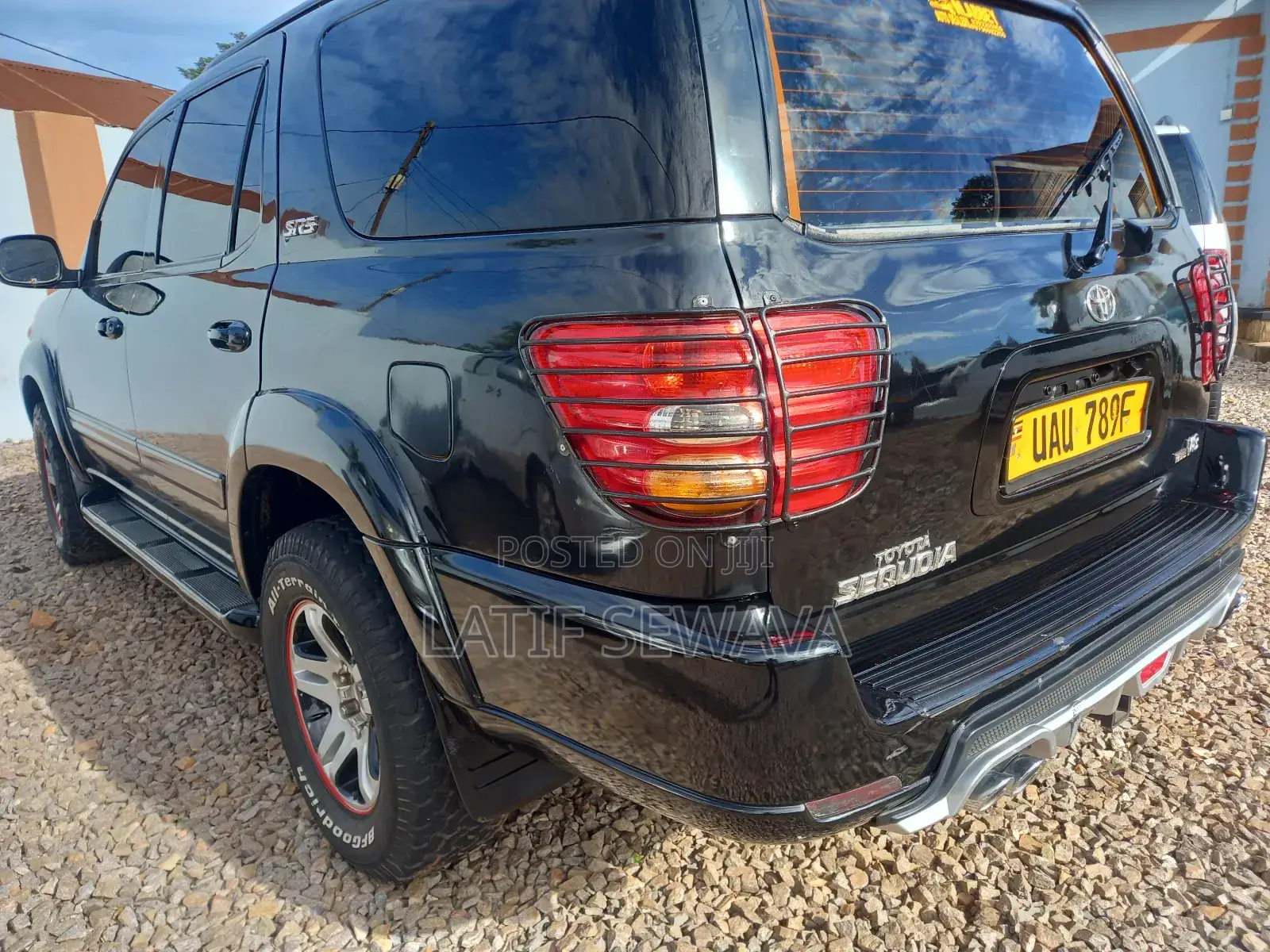 Toyota Sequoia Limited 4dr SUV (4.7L 8cyl 4A) 2004 Black