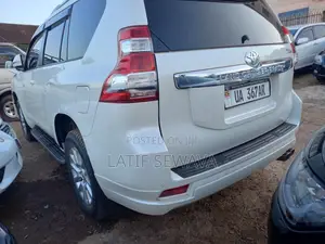Toyota Land Cruiser Prado 2.8 D-4D 2015 White
