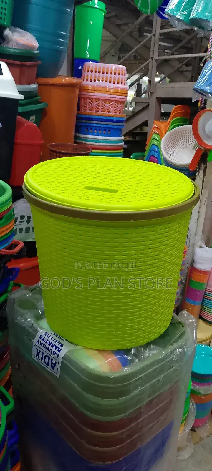 Round Plastic Loundary Basket