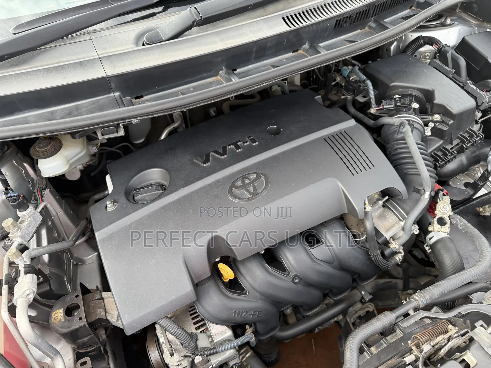 Toyota Auris 2011 Silver