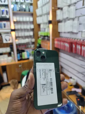 New Apple iPhone 13 128 GB Green