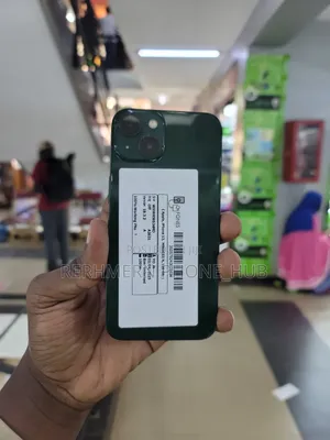 New Apple iPhone 13 128 GB Green