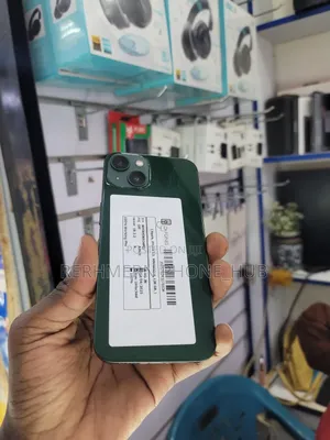 New Apple iPhone 13 128 GB Green