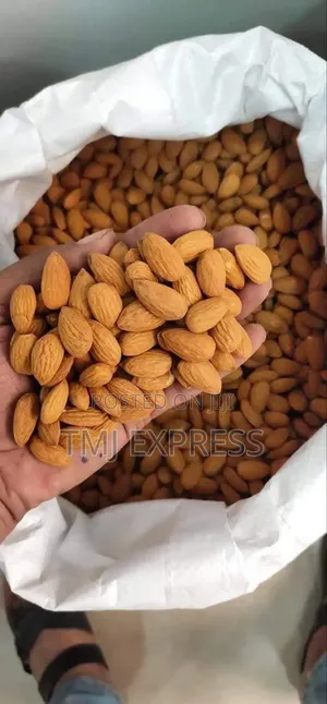 Photo - Almond Nuts Per Kilogram