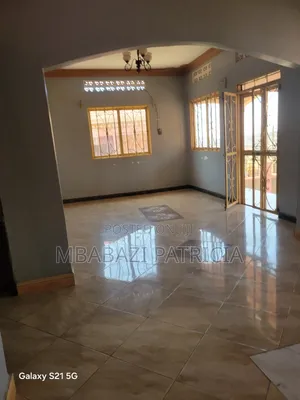 3bdrm House in Lugoba Kazo, Kawempe for rent