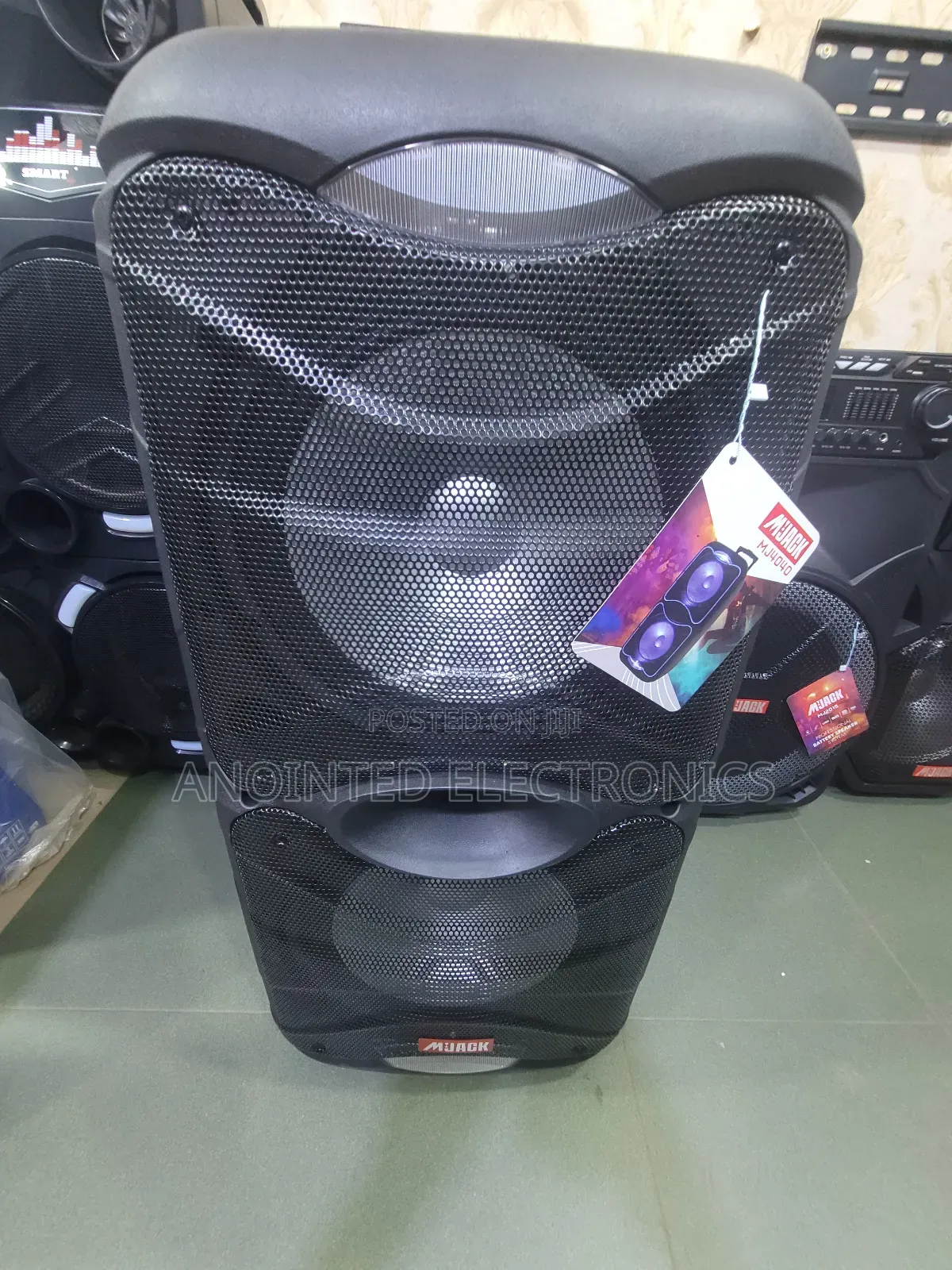 M Jack Rechargeable Speaker