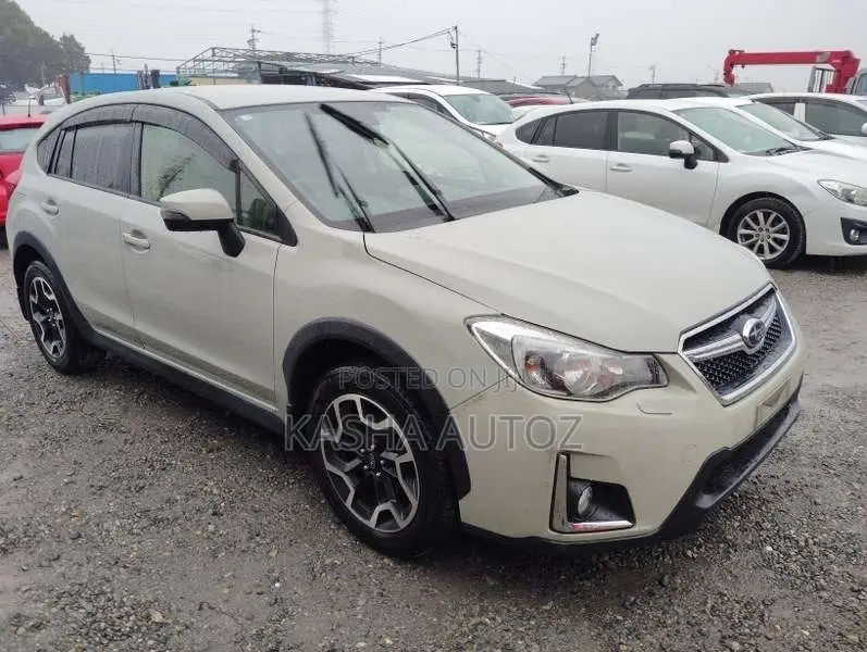 Subaru XV 2016 Green