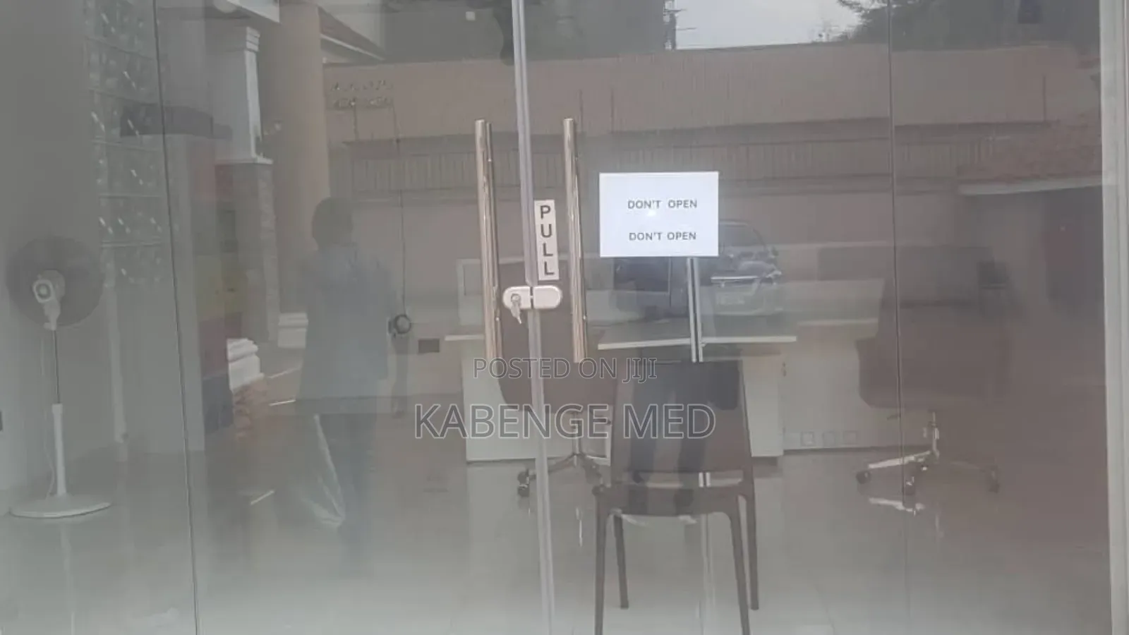 Frameless Glass Doors