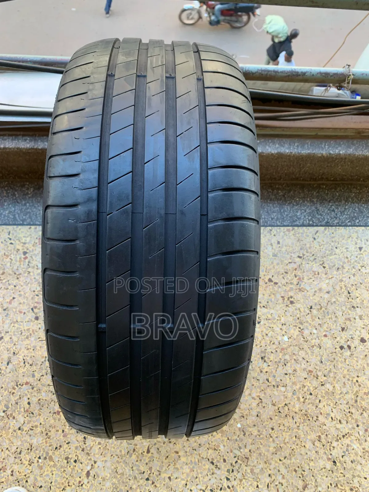 225/45r17 Good Year Brand in Good Condition.