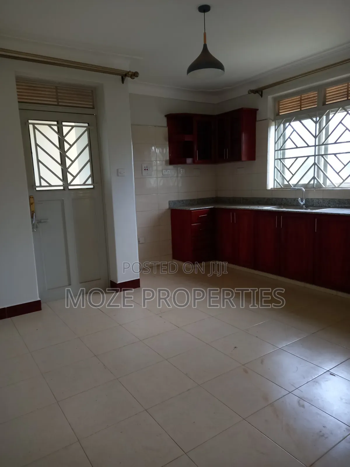 2bdrm Apartment in Kireka Mbalwa., Central Division for rent
