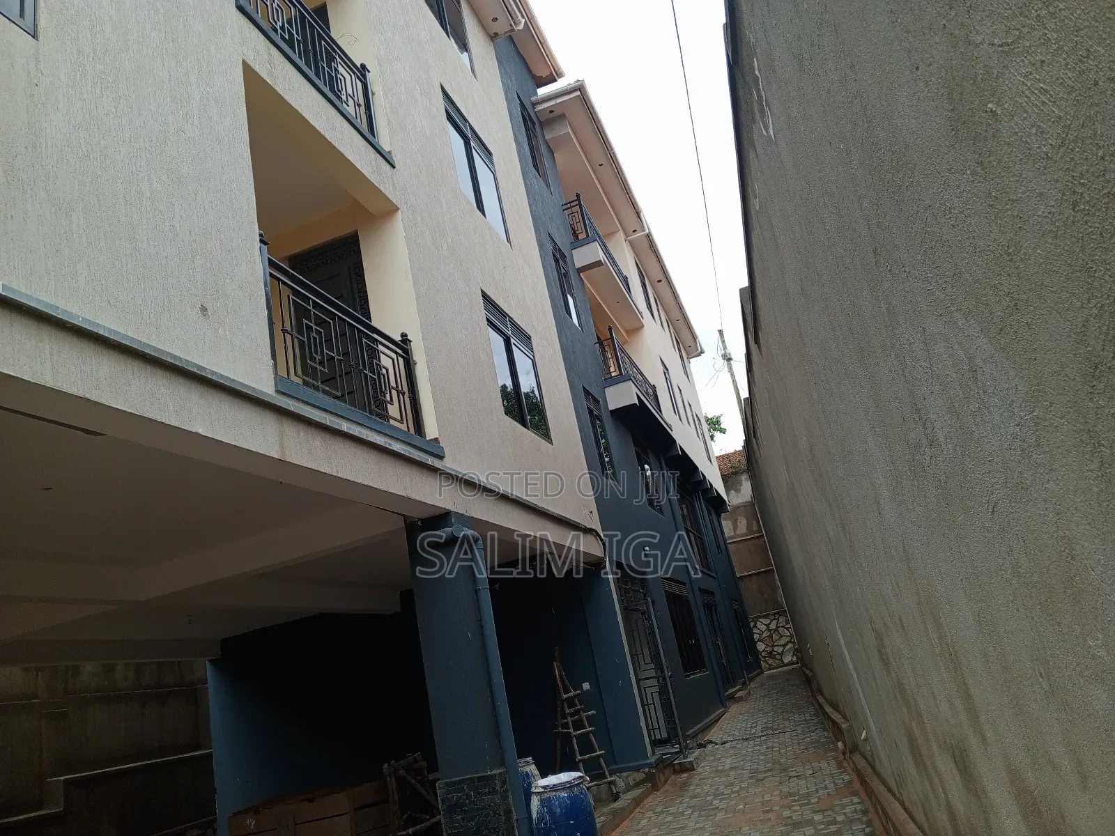 3bdrm Block of Flats in Kololo Property, Central Division for rent