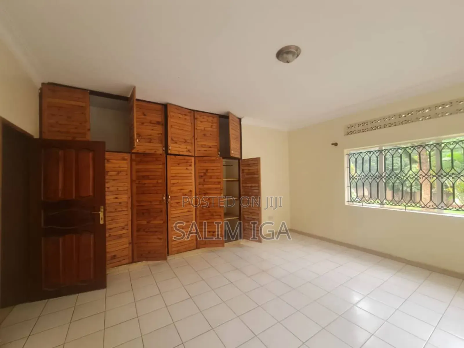 4bdrm Bungalow in Kololo Property, Central Division for rent