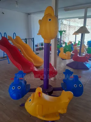 Merry Go Round (4 Seater)