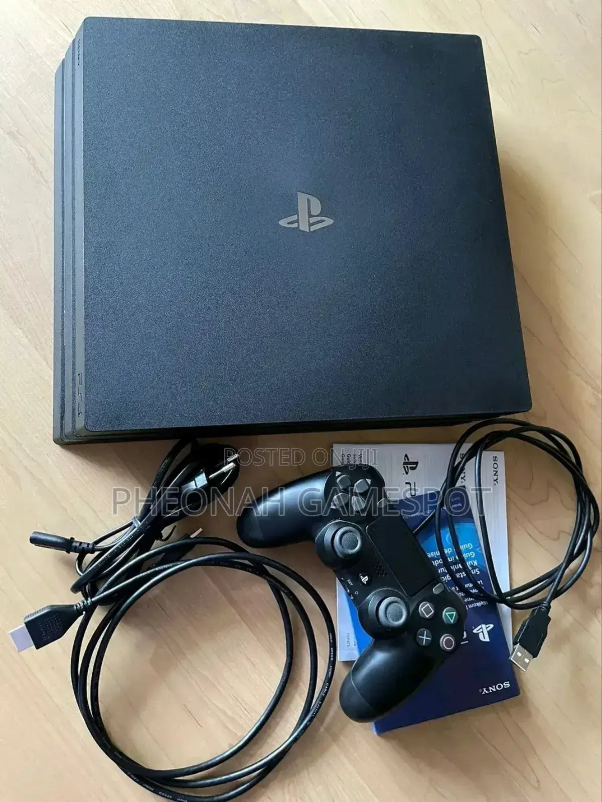 Playstation 4 Pro Ps4 Pro Full Set. 2 Controllers, 12 Games