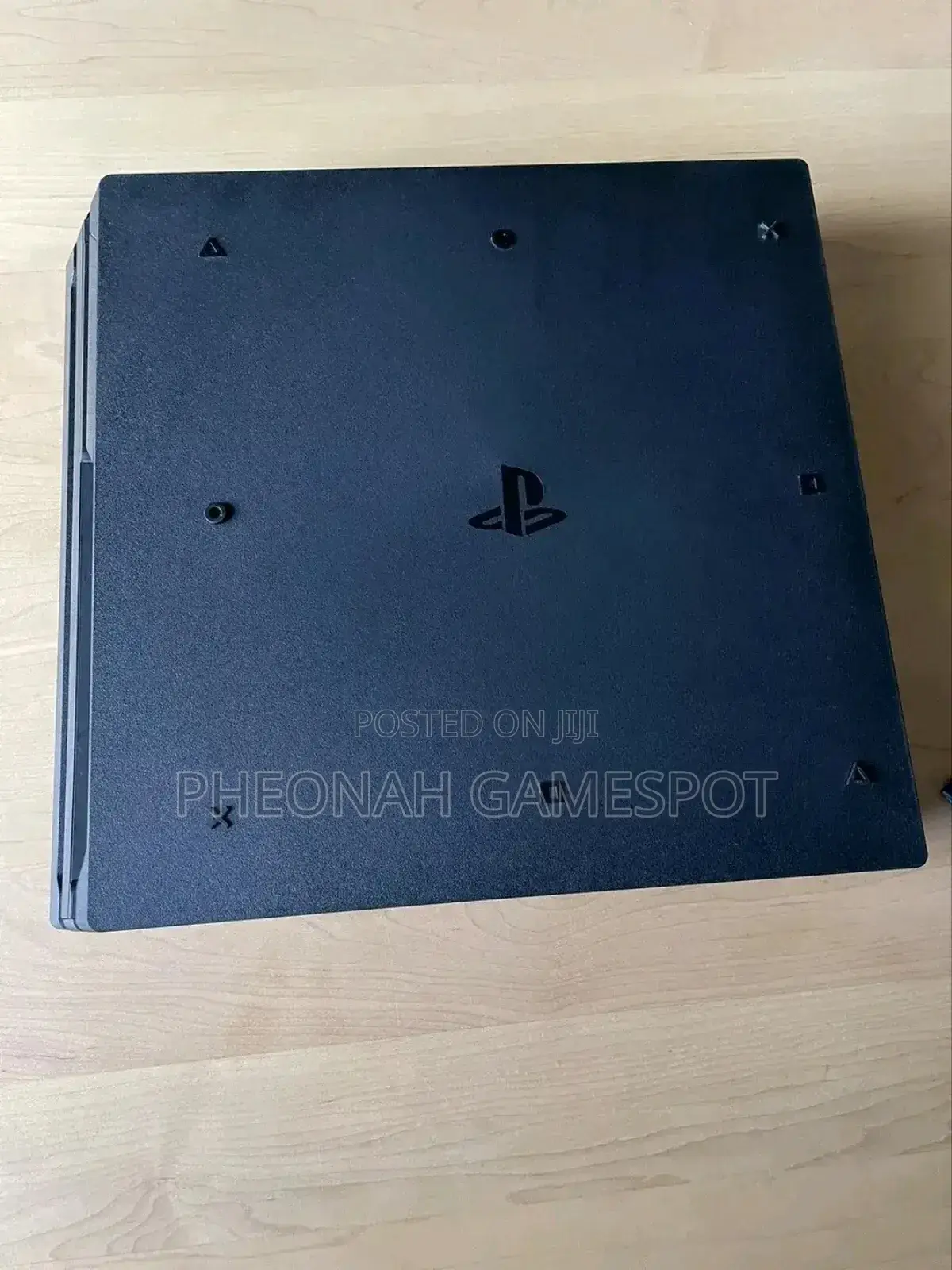 Playstation 4 Pro Ps4 Pro Full Set. 2 Controllers, 12 Games