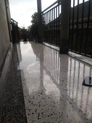 Terrazo 3000 Mirrored
