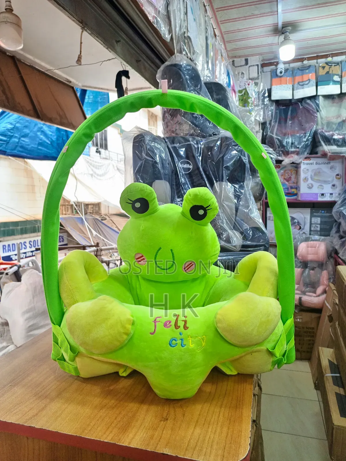 Feli City Fashion Galaxy Baby Sit Trainer.