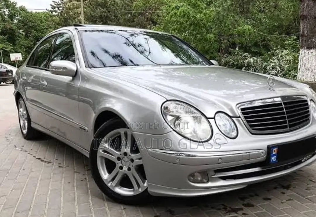Mercedes Benz Windscreen